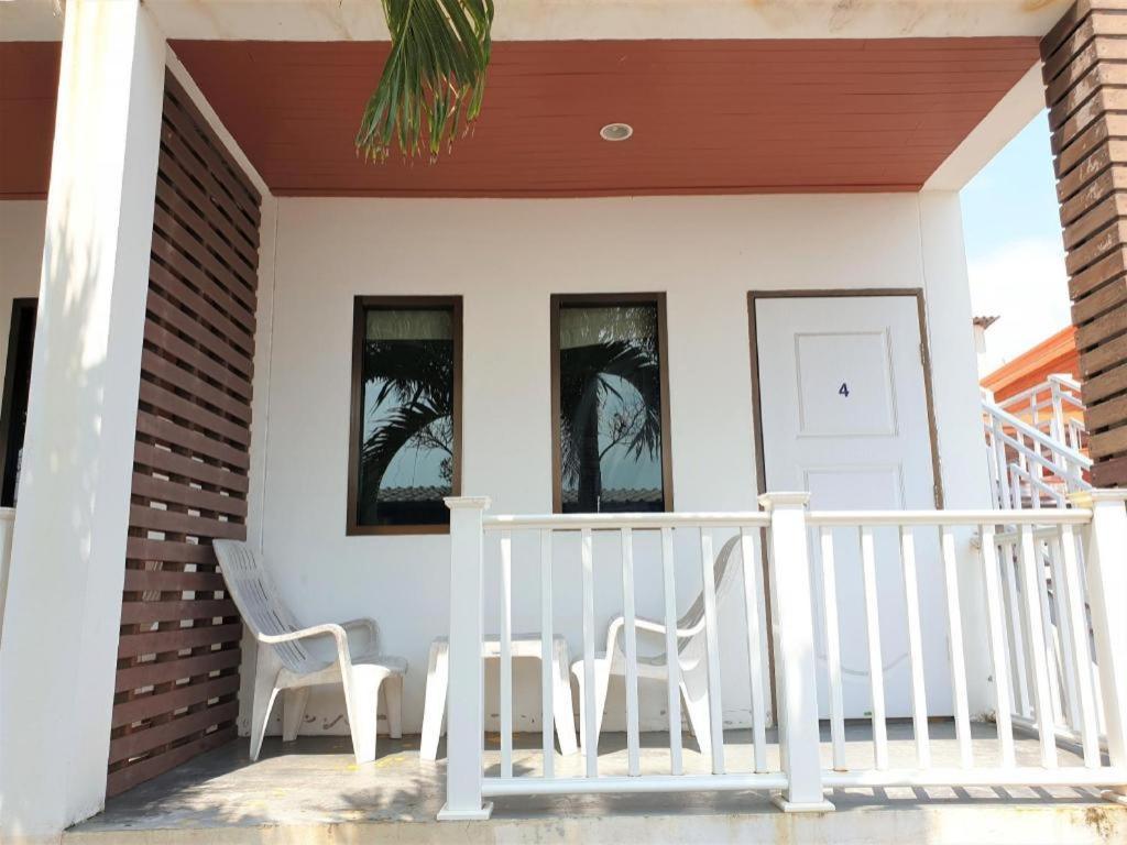 Sea Beach Koh Larn 2 Hotel Exterior photo